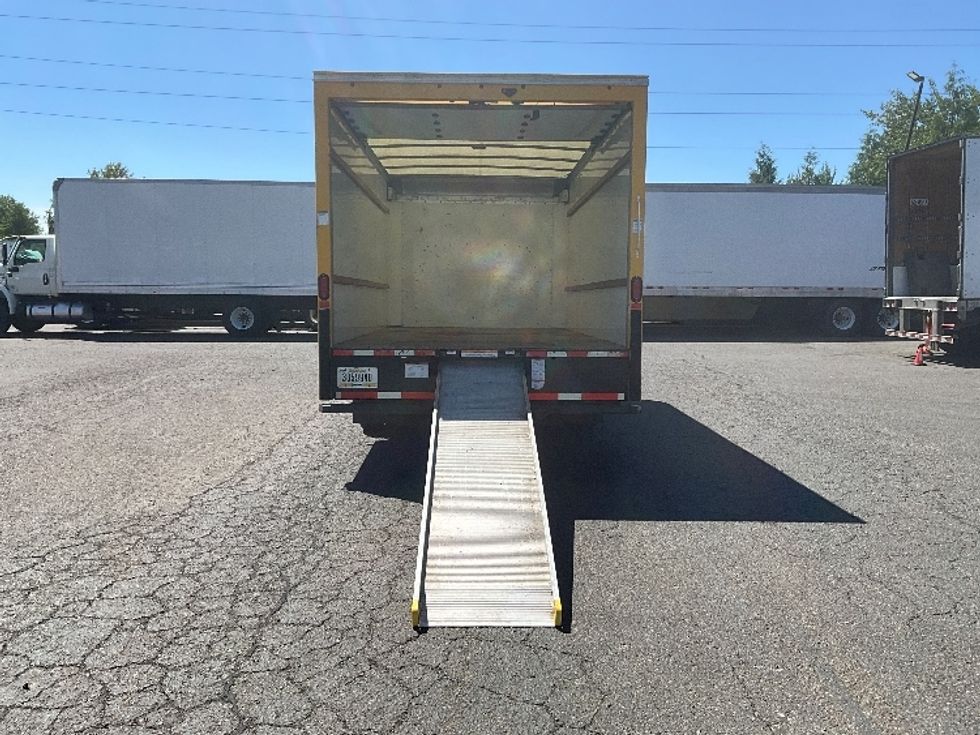 Light Duty Box Truck-Light and Medium Duty Trucks-GMC-2021-Savana G33903-Wilsonville-OR-106,769\n\t\tmiles-$ 23,500 - Image 9