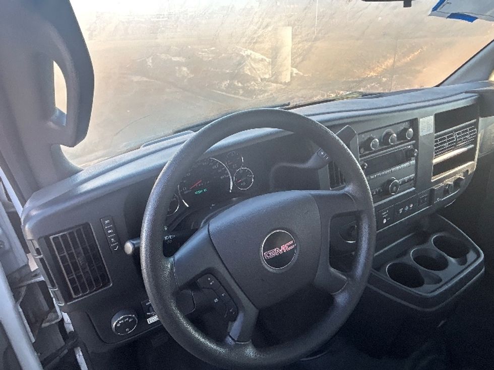 Light Duty Box Truck-Light and Medium Duty Trucks-GMC-2021-Savana G33903-Windsor-WI-97,534\n\t\tmiles-$ 30,250 - Image 14