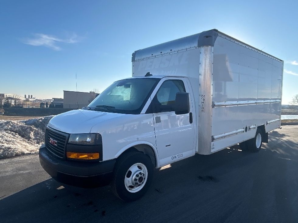 Light Duty Box Truck-Light and Medium Duty Trucks-GMC-2021-Savana G33903-Windsor-WI-97,534\n\t\tmiles-$ 30,250 - Image 3