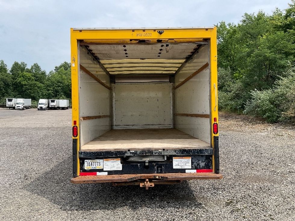 Light Duty Box Truck-Light and Medium Duty Trucks-GMC-2021-Savana G33903-Youngstown-OH-103,635\n\t\tmiles-$ 24,500 - Image 8