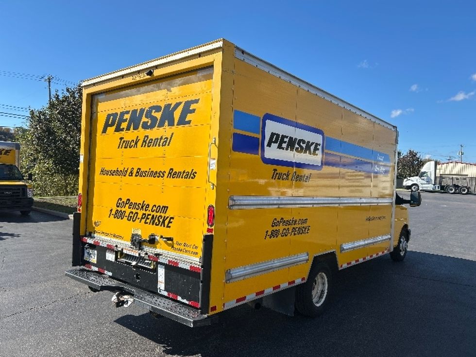 Light Duty Box Truck-Light and Medium Duty Trucks-GMC-2021-Savana G33903-Youngstown-OH-115,920\n\t\tmiles-$ 24,000 - Image 11