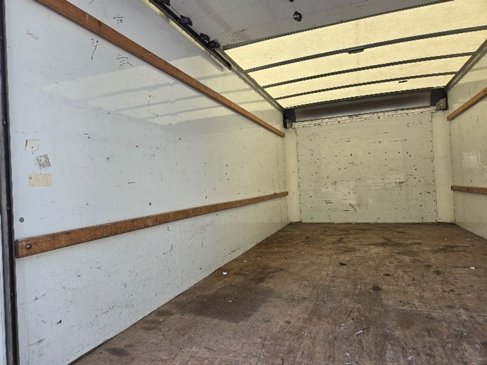 Light Duty Box Truck-Light and Medium Duty Trucks-GMC-2021-Savana G33903-Ypsilanti-MI-87,897\n\t\tmiles-$ 31,500 - Image 10