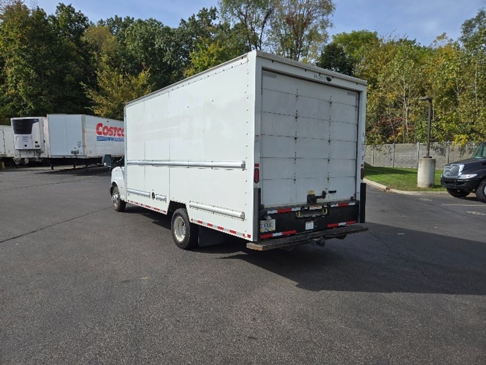 Light Duty Box Truck-Light and Medium Duty Trucks-GMC-2021-Savana G33903-Ypsilanti-MI-87,897\n\t\tmiles-$ 31,500 - Image 6
