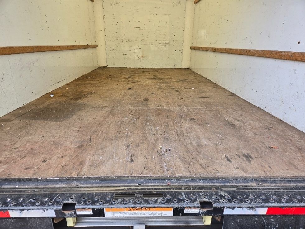 Light Duty Box Truck-Light and Medium Duty Trucks-GMC-2021-Savana G33903-Ypsilanti-MI-87,897\n\t\tmiles-$ 31,500 - Image 9