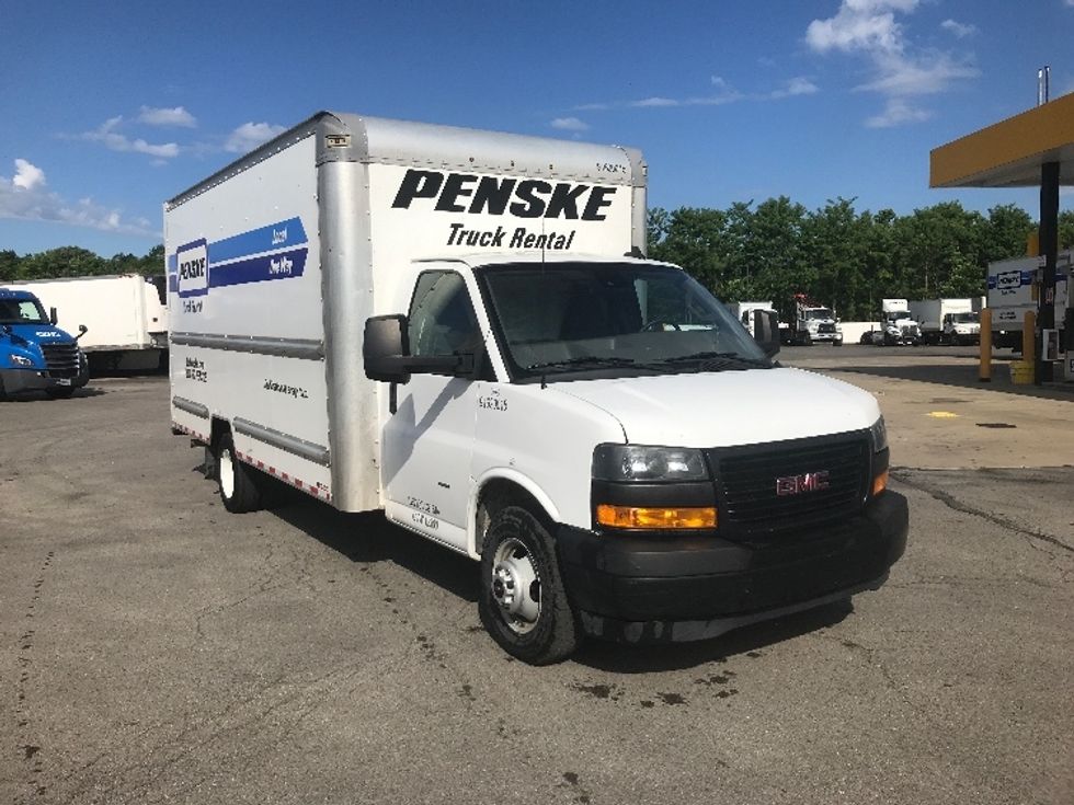 Light Duty Box Truck-Light and Medium Duty Trucks-GMC-2021-Savana G33903-Zelienople-PA-90,278\n\t\tmiles-$ 29,750 - Image 1