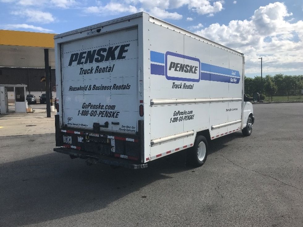 Light Duty Box Truck-Light and Medium Duty Trucks-GMC-2021-Savana G33903-Zelienople-PA-90,278\n\t\tmiles-$ 29,750 - Image 13