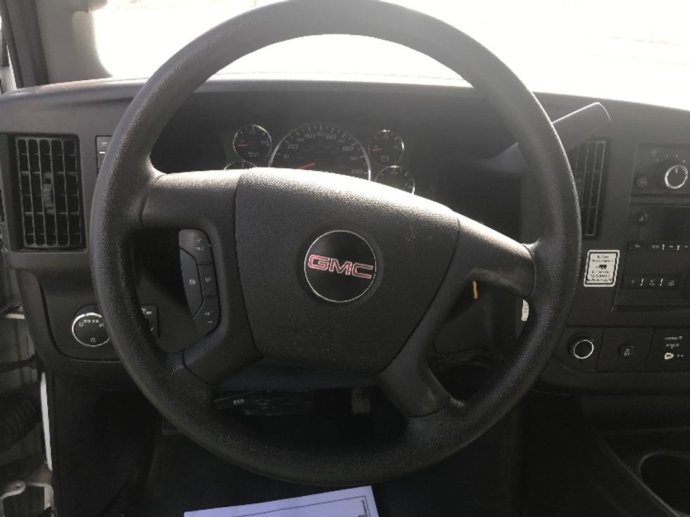 Light Duty Box Truck-Light and Medium Duty Trucks-GMC-2021-Savana G33903-Zelienople-PA-90,278\n\t\tmiles-$ 29,750 - Image 18