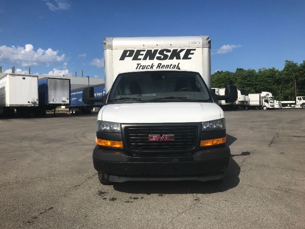 Light Duty Box Truck-Light and Medium Duty Trucks-GMC-2021-Savana G33903-Zelienople-PA-90,278\n\t\tmiles-$ 29,750 - Image 2