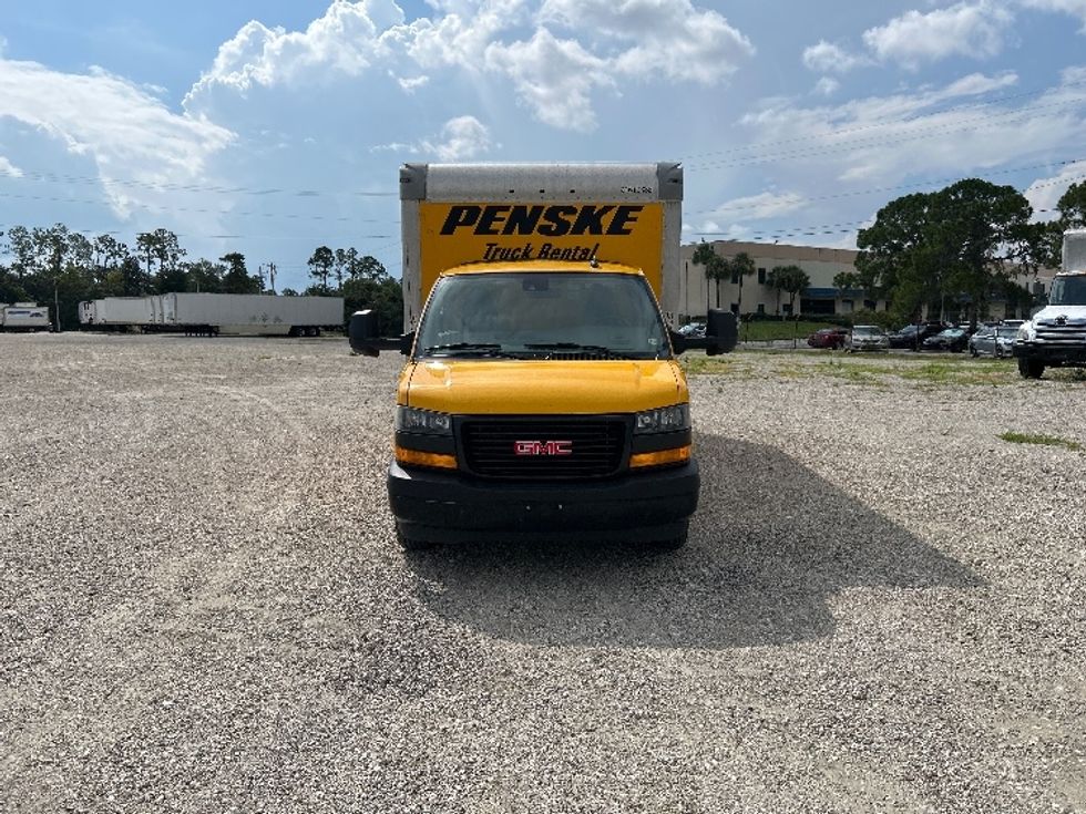 Light Duty Box Truck-Light and Medium Duty Trucks-GMC-2021-Savana G33903-Zelienople-PA-98,115\n\t\tmiles-$ 25,250 - Image 2