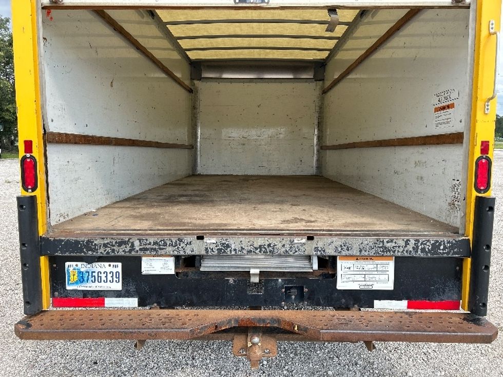 Light Duty Box Truck-Light and Medium Duty Trucks-GMC-2021-Savana G33903-Zelienople-PA-98,115\n\t\tmiles-$ 25,250 - Image 8