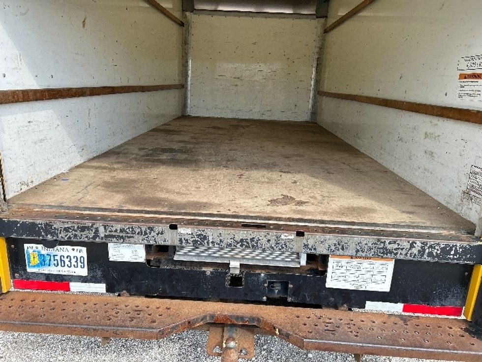 Light Duty Box Truck-Light and Medium Duty Trucks-GMC-2021-Savana G33903-Zelienople-PA-98,115\n\t\tmiles-$ 25,250 - Image 9