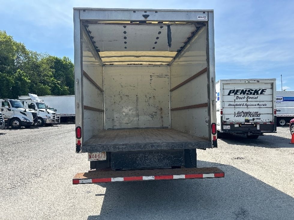 Light Duty Box Truck-Light and Medium Duty Trucks-GMC-2022-G33503-Braintree-MA-116,031\n\t\tmiles-$ 27,500 - Image 8