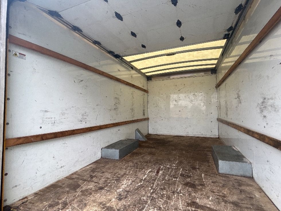 Light Duty Box Truck-Light and Medium Duty Trucks-GMC-2022-Savana G33503-Alexandria-VA-105,017\n\t\tmiles-$ 26,000 - Image 11