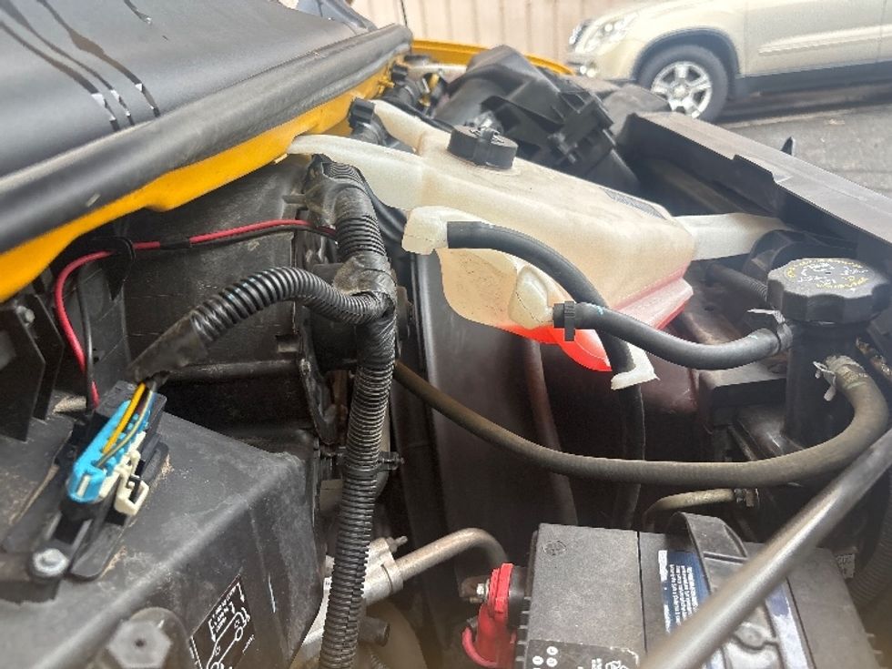 Light Duty Box Truck-Light and Medium Duty Trucks-GMC-2022-Savana G33503-Alexandria-VA-105,017\n\t\tmiles-$ 26,000 - Image 23
