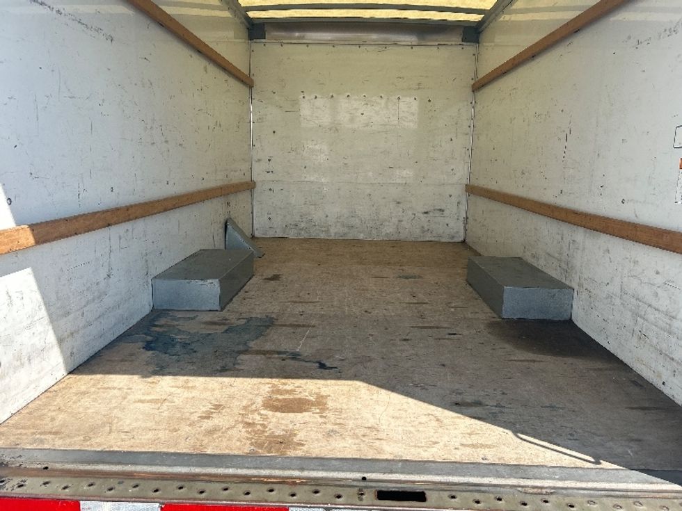 Light Duty Box Truck-Light and Medium Duty Trucks-GMC-2022-Savana G33503-Braintree-MA-131,636\n\t\tmiles-$ 23,750 - Image 10