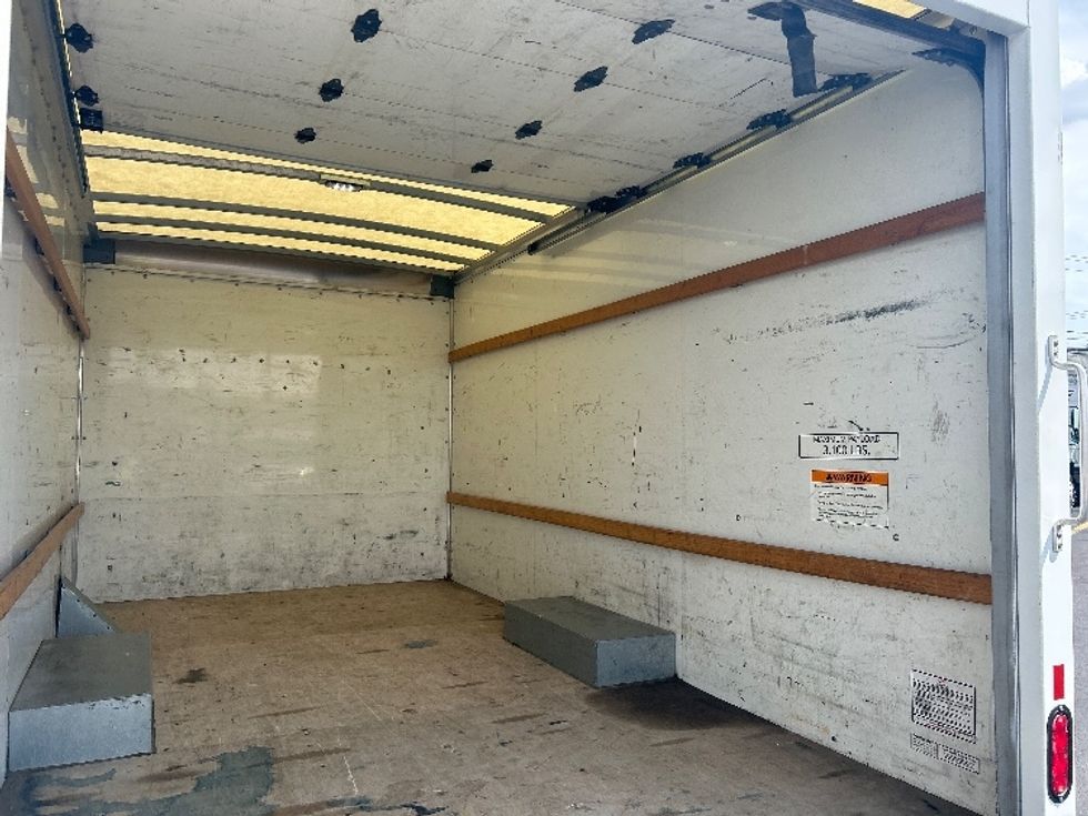 Light Duty Box Truck-Light and Medium Duty Trucks-GMC-2022-Savana G33503-Braintree-MA-131,636\n\t\tmiles-$ 23,750 - Image 12