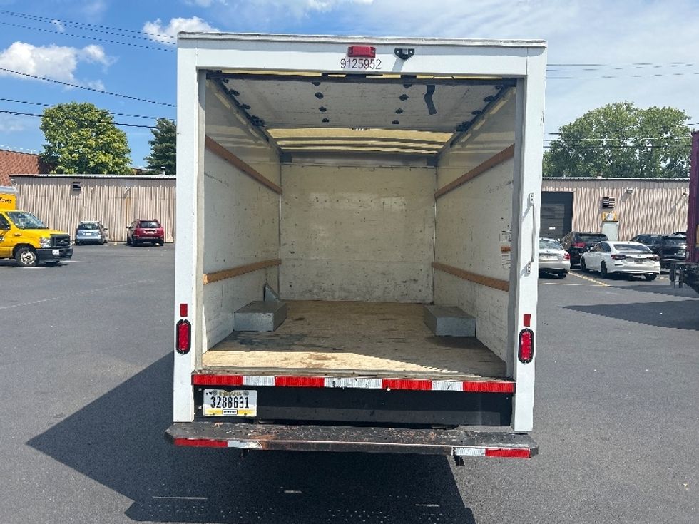 Light Duty Box Truck-Light and Medium Duty Trucks-GMC-2022-Savana G33503-Braintree-MA-131,636\n\t\tmiles-$ 23,750 - Image 8
