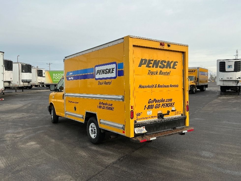 Light Duty Box Truck-Light and Medium Duty Trucks-GMC-2022-Savana G33503-East Chicago-IN-83,432\n\t\tmiles-$ 30,750 - Image 6