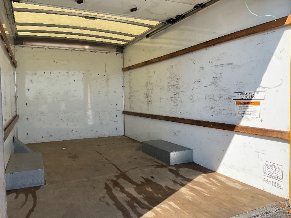 Light Duty Box Truck-Light and Medium Duty Trucks-GMC-2022-Savana G33503-Fort Wayne-IN-76,387\n\t\tmiles-$ 31,750 - Image 12