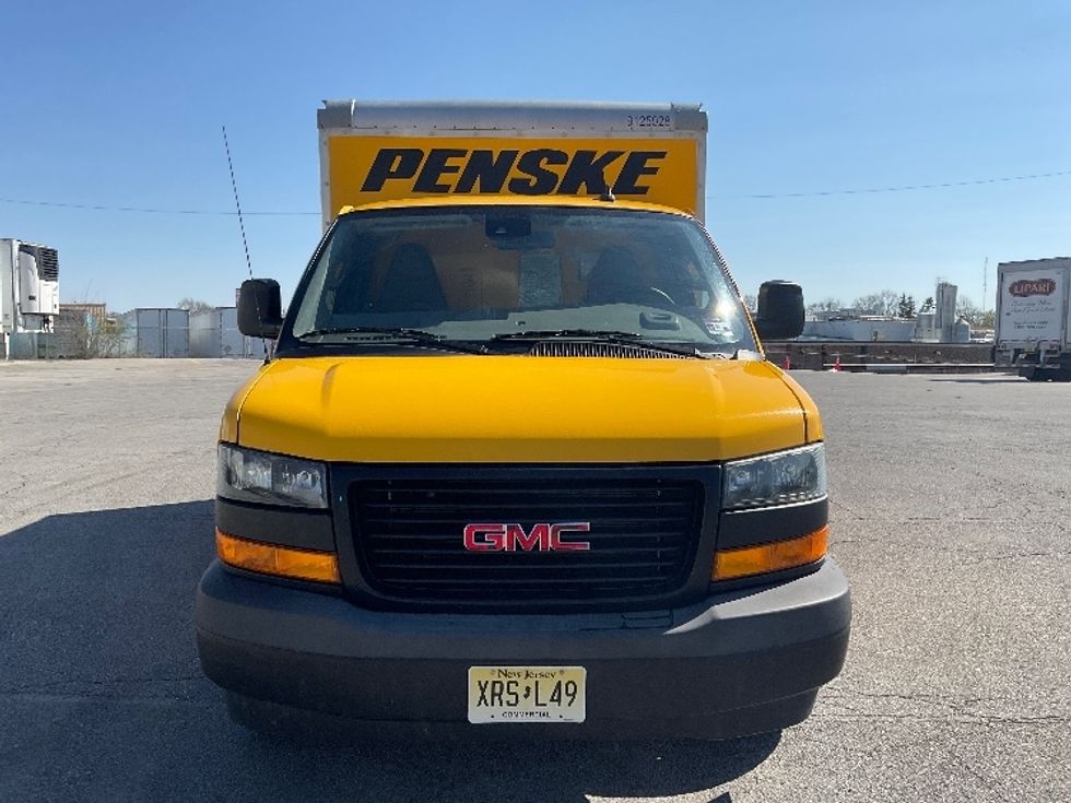 Light Duty Box Truck-Light and Medium Duty Trucks-GMC-2022-Savana G33503-Fort Wayne-IN-76,387\n\t\tmiles-$ 31,750 - Image 2