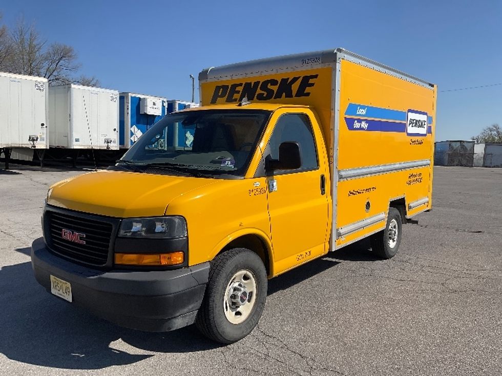 Light Duty Box Truck-Light and Medium Duty Trucks-GMC-2022-Savana G33503-Fort Wayne-IN-76,387\n\t\tmiles-$ 31,750 - Image 3