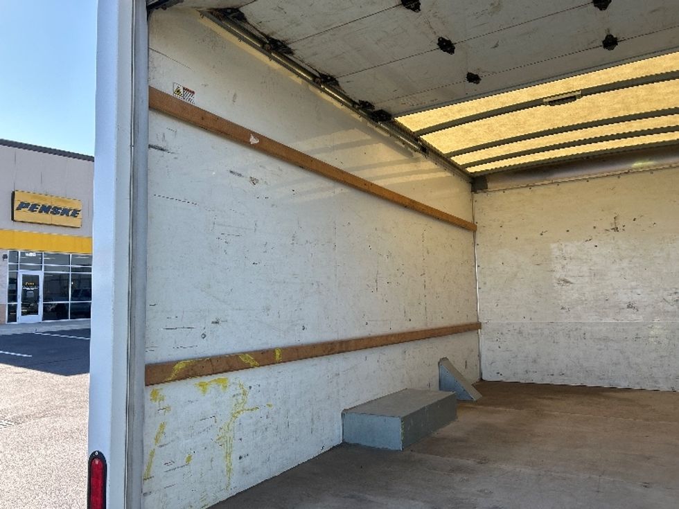 Light Duty Box Truck-Light and Medium Duty Trucks-GMC-2022-Savana G33503-Madison-AL-118,416\n\t\tmiles-$ 29,500 - Image 10