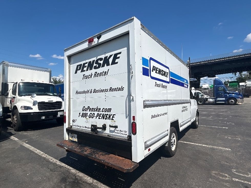 Light Duty Box Truck-Light and Medium Duty Trucks-GMC-2022-Savana G33503-Millville-NJ-138,056\n\t\tmiles-$ 23,250 - Image 12