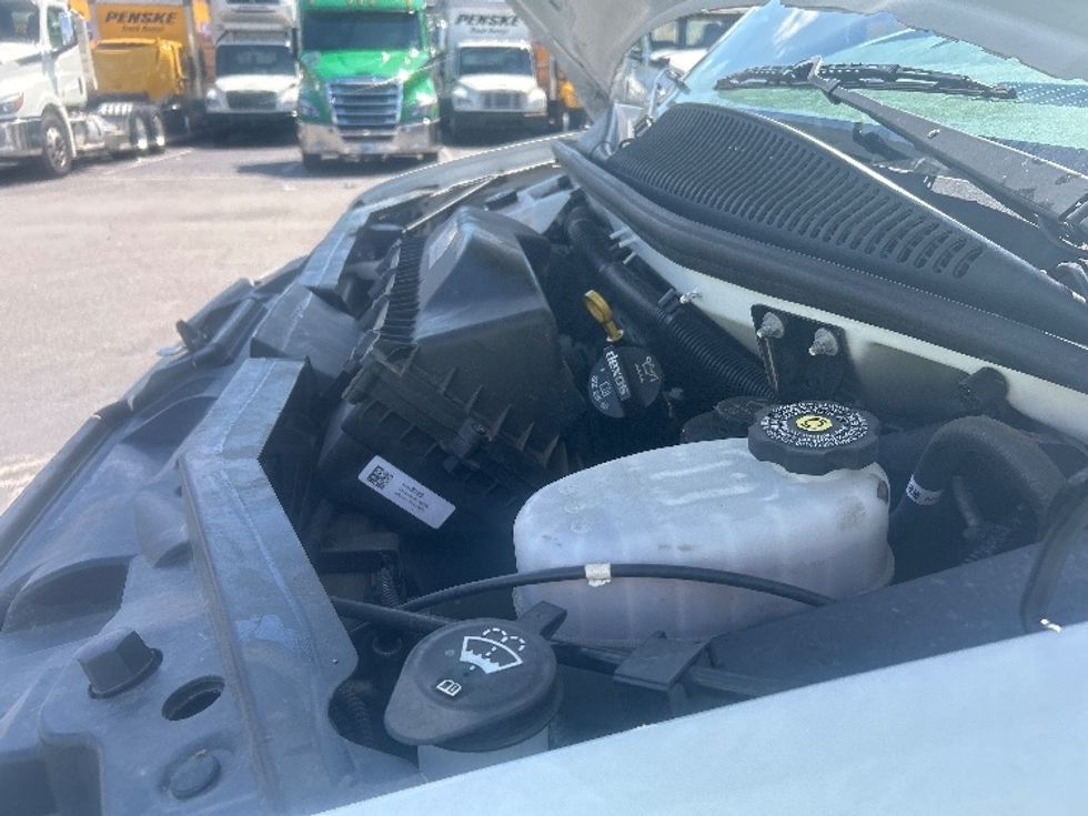 Light Duty Box Truck-Light and Medium Duty Trucks-GMC-2022-Savana G33503-Millville-NJ-138,056\n\t\tmiles-$ 23,250 - Image 23