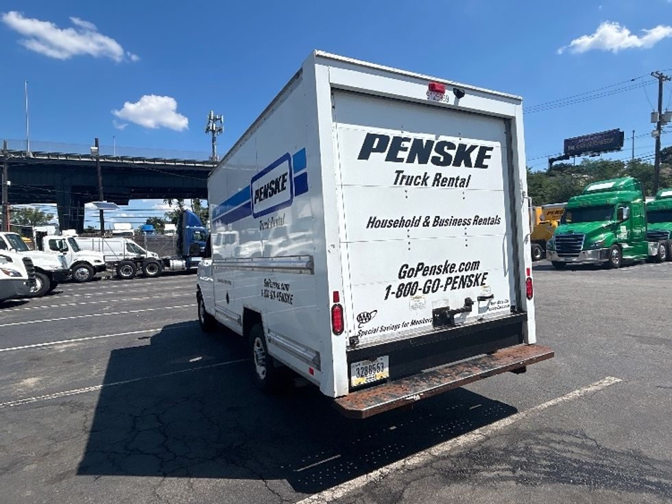 Light Duty Box Truck-Light and Medium Duty Trucks-GMC-2022-Savana G33503-Millville-NJ-138,056\n\t\tmiles-$ 23,250 - Image 6