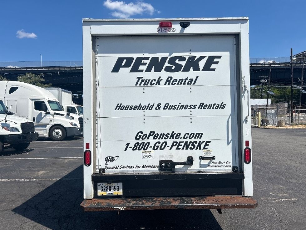 Light Duty Box Truck-Light and Medium Duty Trucks-GMC-2022-Savana G33503-Millville-NJ-138,056\n\t\tmiles-$ 23,250 - Image 7