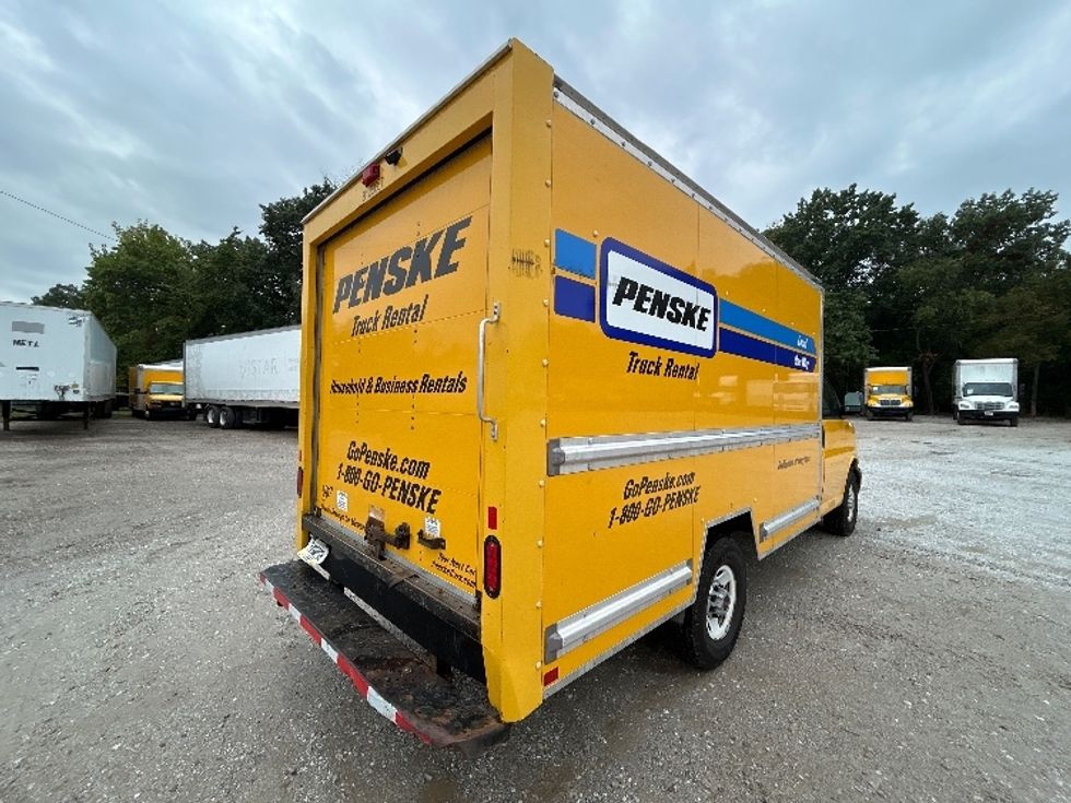 Light Duty Box Truck-Light and Medium Duty Trucks-GMC-2022-Savana G33503-Moberly-MO-143,331\n\t\tmiles-$ 19,000 - Image 13