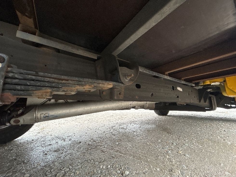 Light Duty Box Truck-Light and Medium Duty Trucks-GMC-2022-Savana G33503-Moberly-MO-143,331\n\t\tmiles-$ 19,000 - Image 14