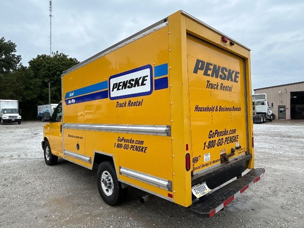 Light Duty Box Truck-Light and Medium Duty Trucks-GMC-2022-Savana G33503-Moberly-MO-143,331\n\t\tmiles-$ 19,000 - Image 6