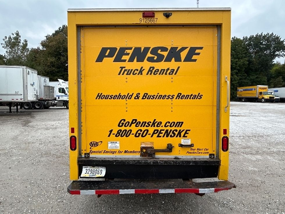 Light Duty Box Truck-Light and Medium Duty Trucks-GMC-2022-Savana G33503-Moberly-MO-143,331\n\t\tmiles-$ 19,000 - Image 7