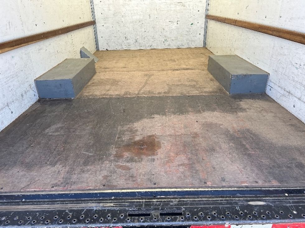 Light Duty Box Truck-Light and Medium Duty Trucks-GMC-2022-Savana G33503-Odessa-TX-112,442\n\t\tmiles-$ 25,250 - Image 9