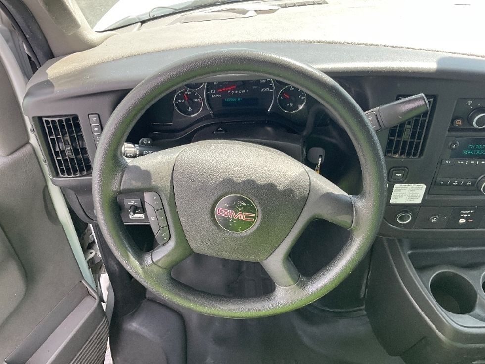 Light Duty Box Truck-Light and Medium Duty Trucks-GMC-2022-Savana G33503-Phoenix-AZ-115,588\n\t\tmiles-$ 26,250 - Image 18