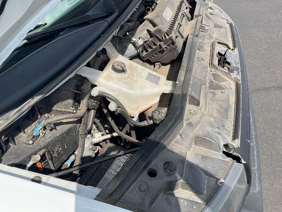 Light Duty Box Truck-Light and Medium Duty Trucks-GMC-2022-Savana G33503-Phoenix-AZ-115,588\n\t\tmiles-$ 26,250 - Image 23