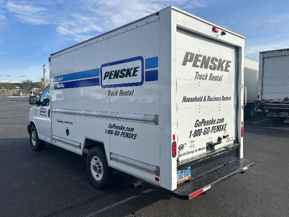 Light Duty Box Truck-Light and Medium Duty Trucks-GMC-2022-Savana G33503-Phoenix-AZ-91,686\n\t\tmiles-$ 29,750 - Image 6