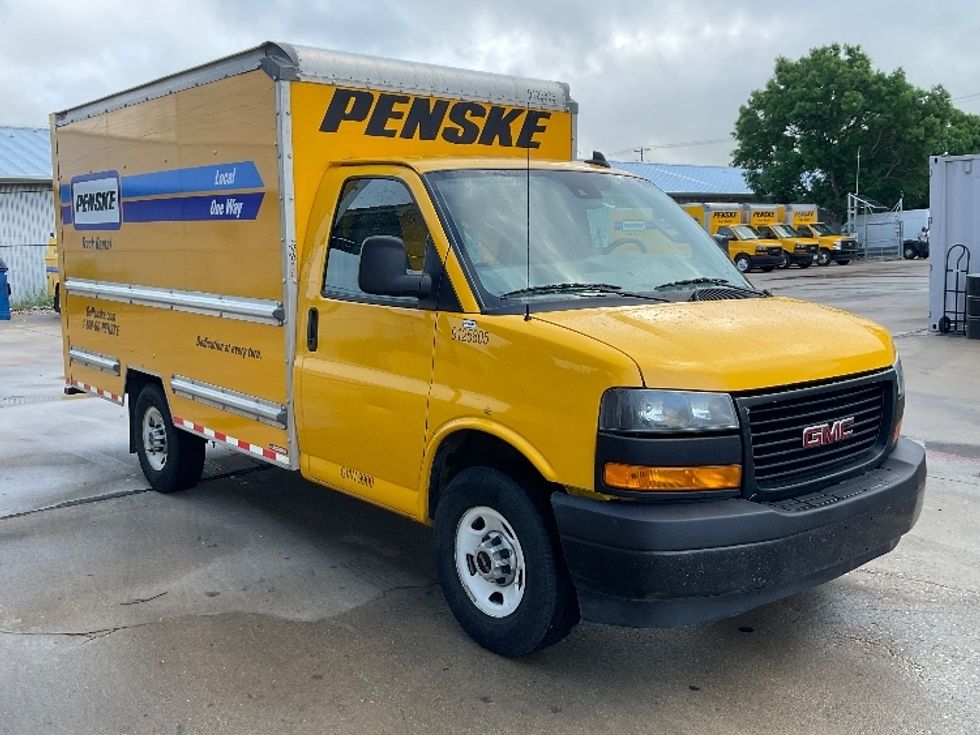 Light Duty Box Truck-Light and Medium Duty Trucks-GMC-2022-Savana G33503-San Antonio-TX-120,889\n\t\tmiles-$ 24,250 - Image 1