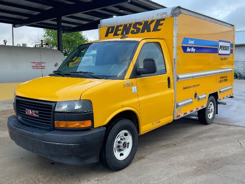 Light Duty Box Truck-Light and Medium Duty Trucks-GMC-2022-Savana G33503-San Antonio-TX-120,889\n\t\tmiles-$ 24,250 - Image 3
