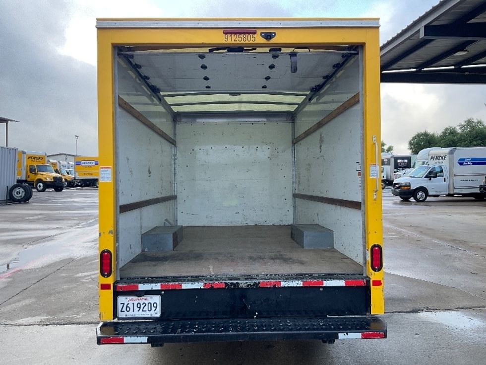 Light Duty Box Truck-Light and Medium Duty Trucks-GMC-2022-Savana G33503-San Antonio-TX-120,889\n\t\tmiles-$ 24,250 - Image 7