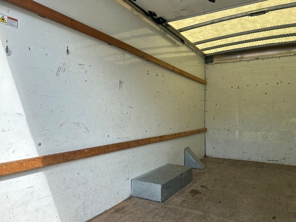 Light Duty Box Truck-Light and Medium Duty Trucks-GMC-2022-Savana G33503-Torrance-CA-133,198\n\t\tmiles-$ 22,250 - Image 10
