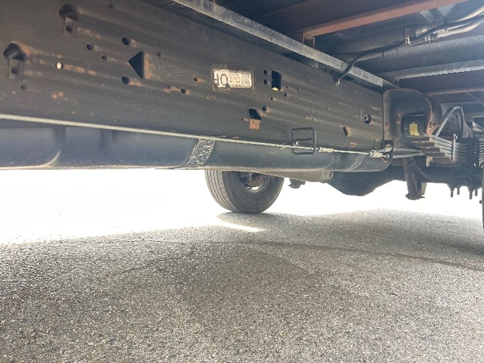 Light Duty Box Truck-Light and Medium Duty Trucks-GMC-2022-Savana G33503-Torrance-CA-133,198\n\t\tmiles-$ 22,250 - Image 5