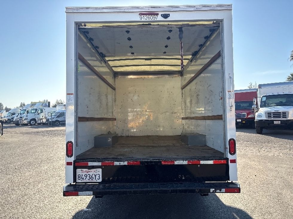 Light Duty Box Truck-Light and Medium Duty Trucks-GMC-2022-Savana G33503-West Sacramento-CA-95,079\n\t\tmiles-$ 33,250 - Image 8
