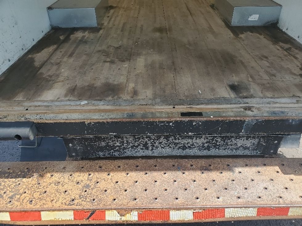 Light Duty Box Truck-Light and Medium Duty Trucks-GMC-2022-Savana G33503-White Deer-PA-141,203\n\t\tmiles-$ 23,750 - Image 9