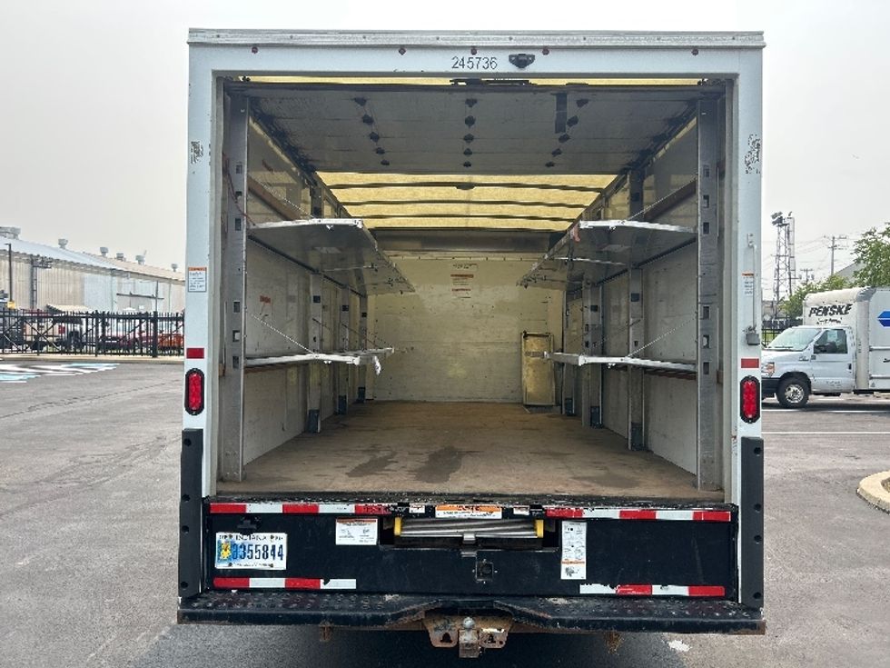 Light Duty Box Truck-Light and Medium Duty Trucks-GMC-2022-Savana G33903-Akron-OH-56,665\n\t\tmiles-$ 39,000 - Image 7