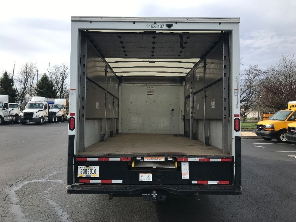 Light Duty Box Truck-Light and Medium Duty Trucks-GMC-2022-Savana G33903-Albany-NY-36,438\n\t\tmiles-$ 40,500 - Image 7