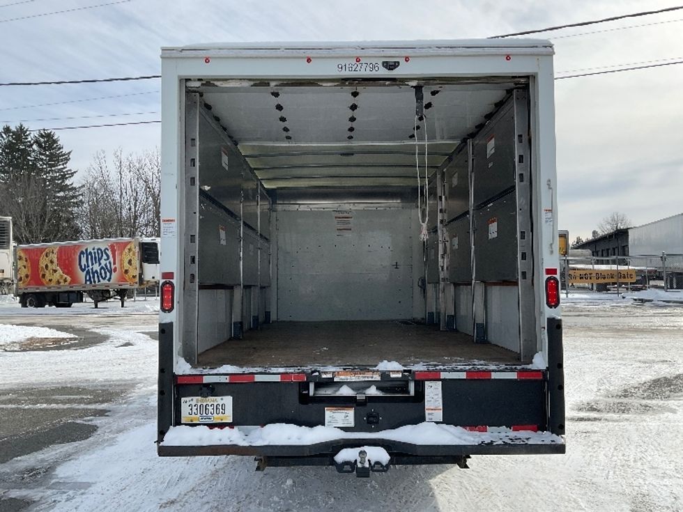 Light Duty Box Truck-Light and Medium Duty Trucks-GMC-2022-Savana G33903-Albany-NY-65,110\n\t\tmiles-$ 42,000 - Image 8