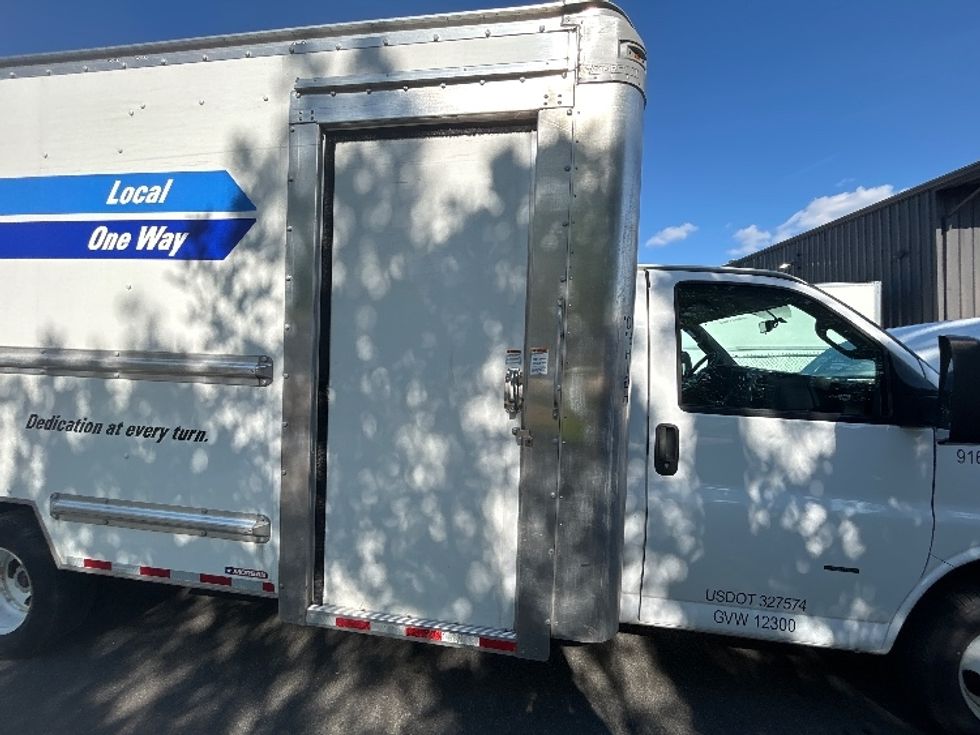 Light Duty Box Truck-Light and Medium Duty Trucks-GMC-2022-Savana G33903-Albany-NY-82,148\n\t\tmiles-$ 34,750 - Image 23