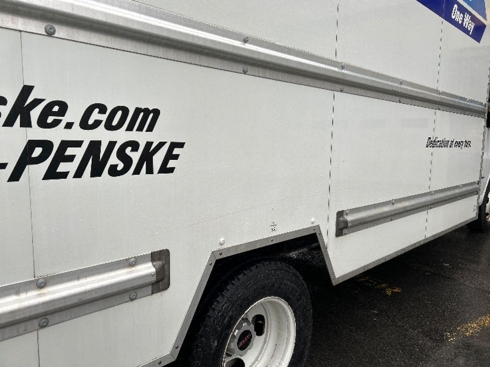 Light Duty Box Truck-Light and Medium Duty Trucks-GMC-2022-Savana G33903-Albuquerque-NM-107,931\n\t\tmiles-$ 32,500 - Image 14